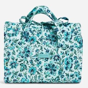 Vera Bradley Compact Hanging Organizer: Cloud Vine